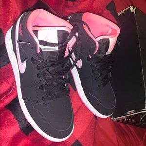 Jordan’s size 5 youth